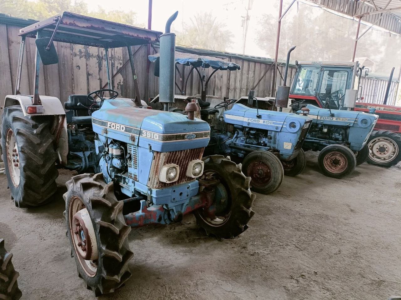 Ford tractor for sale in Cairo, Ford 3900 model 2009 available in Cairo, the best site for selling trucks and heavy equipment in Egypt