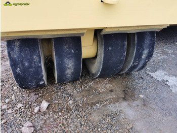 Bomag roller for sale in Cairo, Bomag BW164 model 1996 located in Cairo, the best site for selling trucks and heavy equipment in Egypt