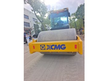 XCMG roller for sale in Giza, XCMG XS223J, 2024 model available in Giza, the best site for selling trucks and heavy equipment in Egypt