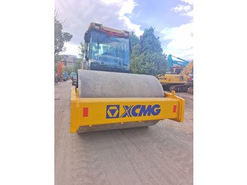 XCMG roller for sale in Giza, XCMG XS223J, 2024 model available in Giza, the best site for selling trucks and heavy equipment in Egypt