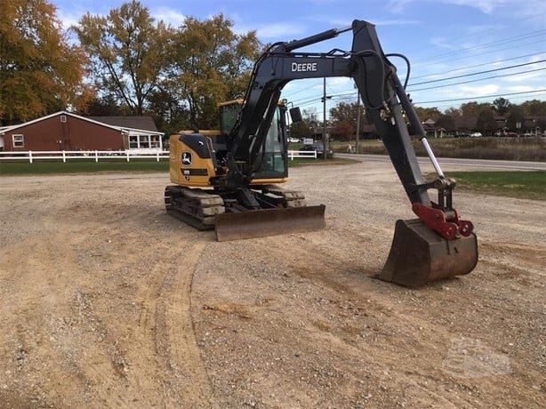 DEERE excavator for sale in Mansoura, DEERE 85 model 2024 available in Mansoura, the best site for selling trucks and heavy equipment in Egypt