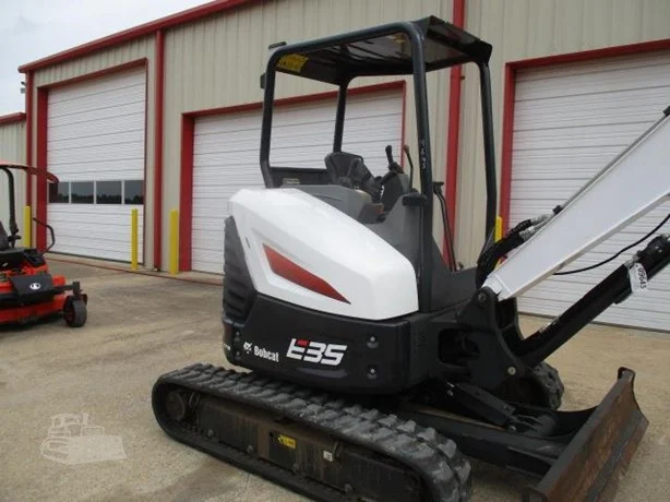 BOBCAT Excavator for sale in Cairo, BOBCAT E35I model 2022, located in Cairo. The best site for selling trucks and heavy equipment in Egypt.