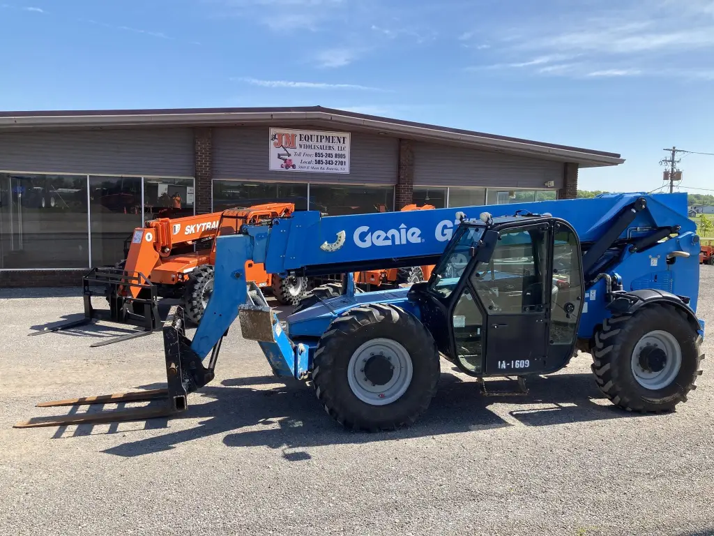 ونش تلسكوبي GENIE للبيع في المنصورة,  GENIE GTH1056 موديل 2014 تواجد المنصورة, أفضل موقع لبيع الشاحنات والمعدات الثقيلة في مصر