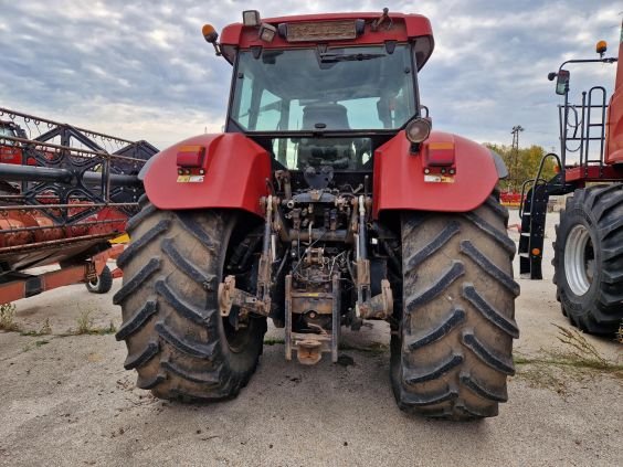 جرار Case للبيع في القاهرة,  Case 1190 موديل 2006 تواجد القاهرة, أفضل موقع لبيع الشاحنات والمعدات الثقيلة في مصر