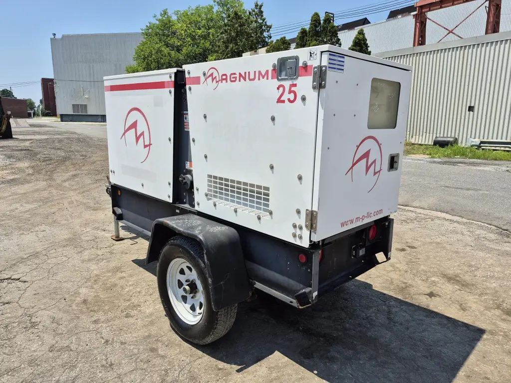 مولد MAGNUM للبيع في القاهرة,  MAGNUM MMG25s موديل 2022 تواجد القاهرة, أفضل موقع لبيع الشاحنات والمعدات الثقيلة في مصر