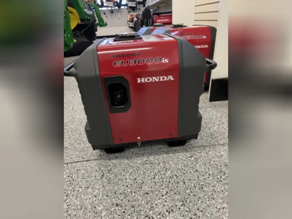 مولد Honda للبيع في القاهرة,  Honda EU3000is موديل 2023 تواجد القاهرة, أفضل موقع لبيع الشاحنات والمعدات الثقيلة في مصر