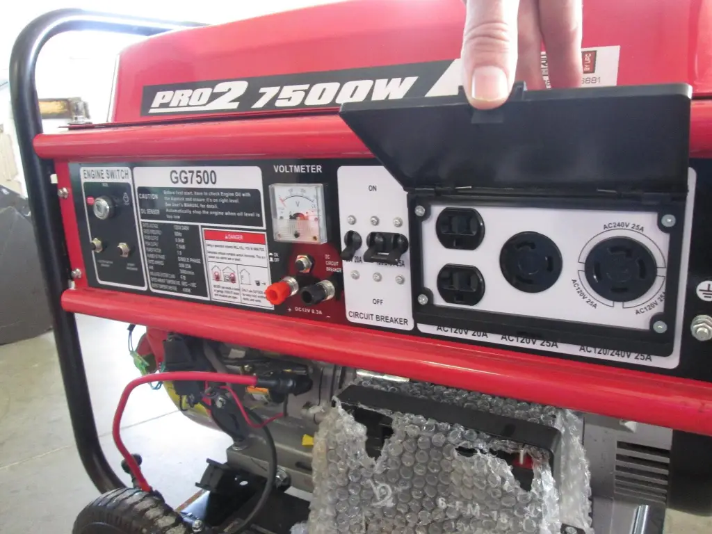 مولد GENTRON للبيع في القاهرة,  GENTRON 7500s موديل 2012 تواجد القاهرة, أفضل موقع لبيع الشاحنات والمعدات الثقيلة في مصر