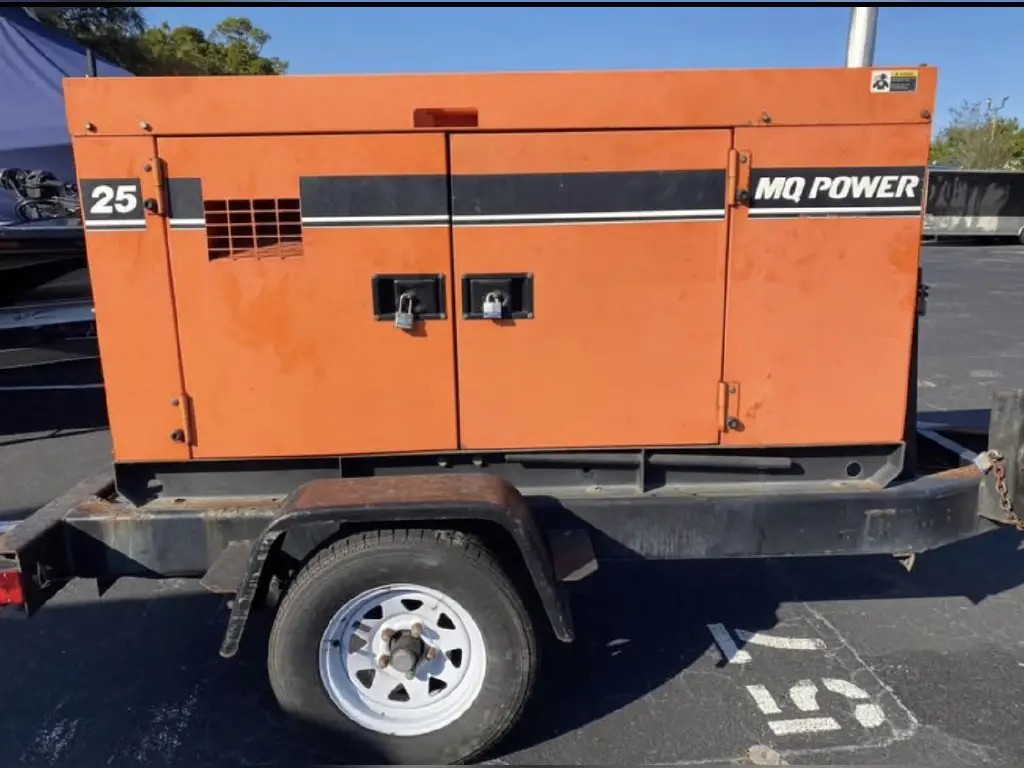 مولد MULTIQUIP للبيع في المنصورة,  MULTIQUIP 25 موديل 2004 تواجد المنصورة, أفضل موقع لبيع الشاحنات والمعدات الثقيلة في مصر