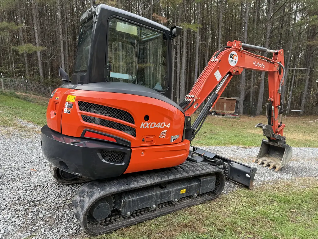 KUBOTA Excavator for sale in Giza, KUBOTA KX040-4R3Ts model 2021 located in Giza, the best site for selling trucks and heavy equipment in Egypt