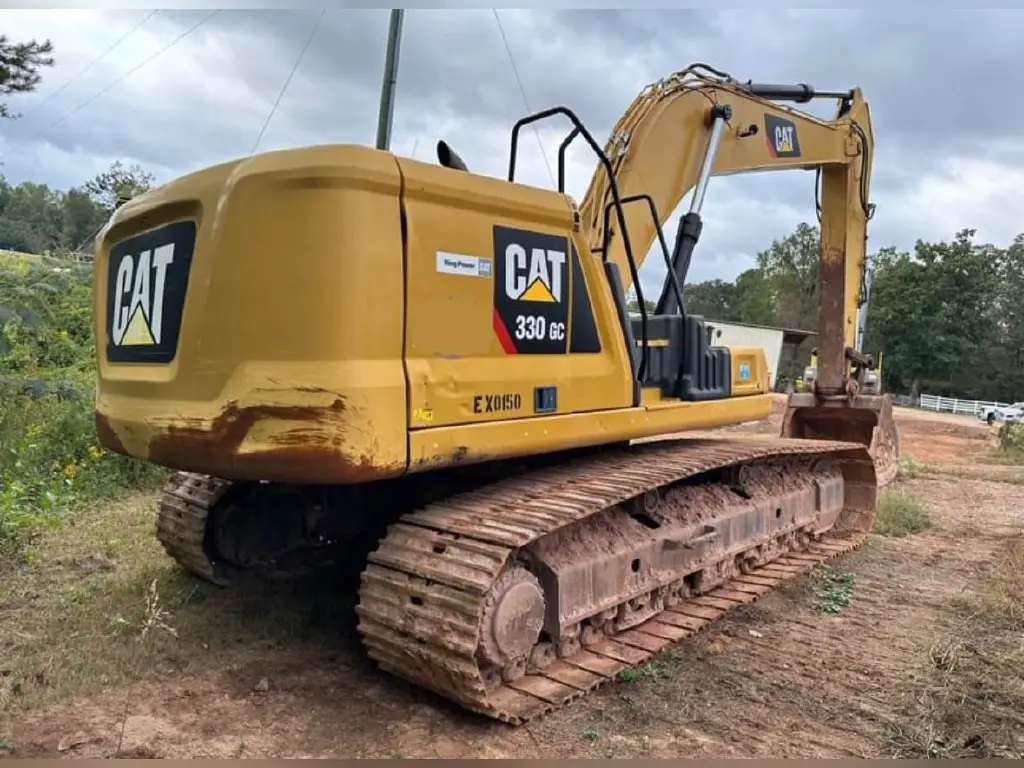 حفار Caterpillar للبيع في الجيزة, Caterpillar 330GCs موديل 2019 تواجد الجيزة, أفضل موقع لبيع الشاحنات والمعدات الثقيلة في مصر