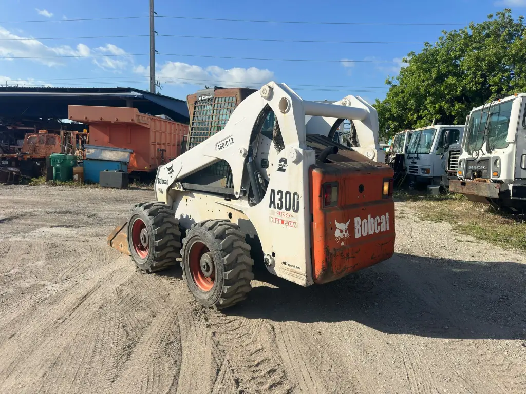BOBCAT skid loader for sale in Cairo, BOBCAT A300 model 2008, located in Cairo. The best site for selling trucks and heavy equipment in Egypt.