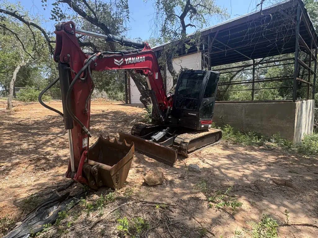 حفار Yanmar للبيع في القاهرة, Yanmar 80 موديل 2020 تواجد القاهرة, أفضل موقع لبيع الشاحنات والمعدات الثقيلة في مصر