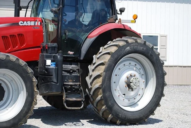 CASE tractor for sale in Cairo, CASE 200 model 2015 located in Cairo, the best site for selling trucks and heavy equipment in Egypt