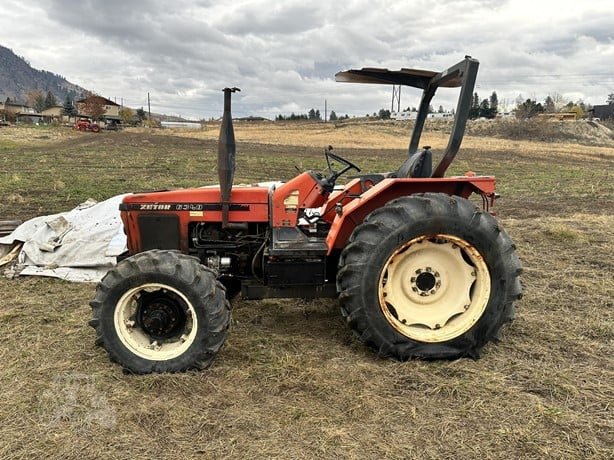 جرار ZETOR للبيع في القاهرة, ZETOR 6340 موديل 1995 تواجد القاهرة, أفضل موقع لبيع الشاحنات والمعدات الثقيلة في مصر