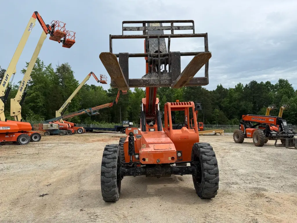رافعة تلسكوبية SKY للبيع في القاهرة, SKY 8042s موديل 2017 تواجد القاهرة, أفضل موقع لبيع الشاحنات والمعدات الثقيلة في مصر