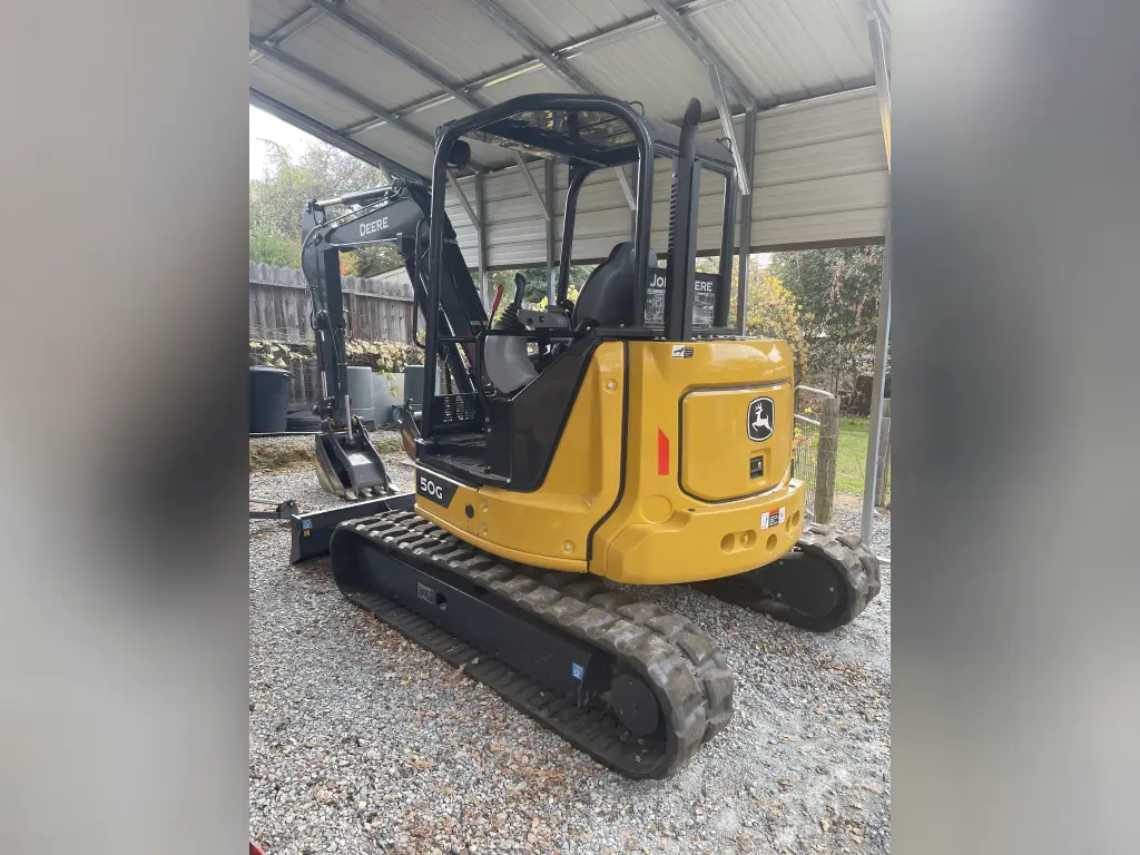 DEERE excavator for sale in Cairo, DEERE 50gs model 2022 located in Cairo, the best site for selling trucks and heavy equipment in Egypt
