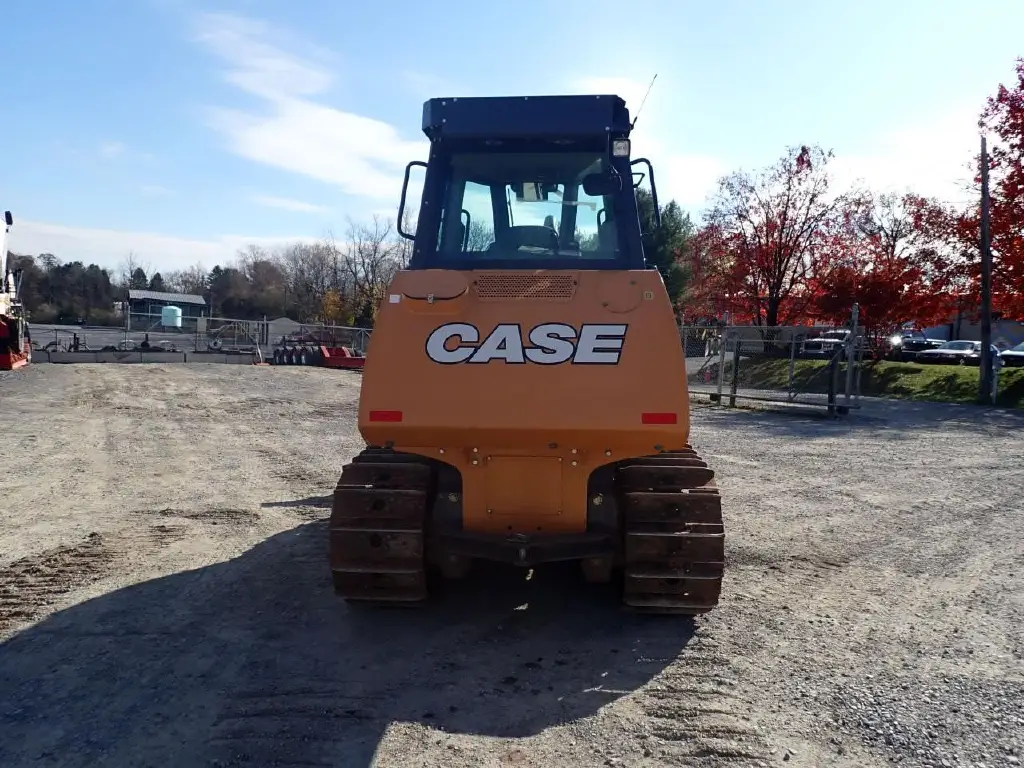 CASE bulldozer for sale in Cairo, CASE 850M model 2019 located in Cairo, the best site for selling trucks and heavy equipment in Egypt
