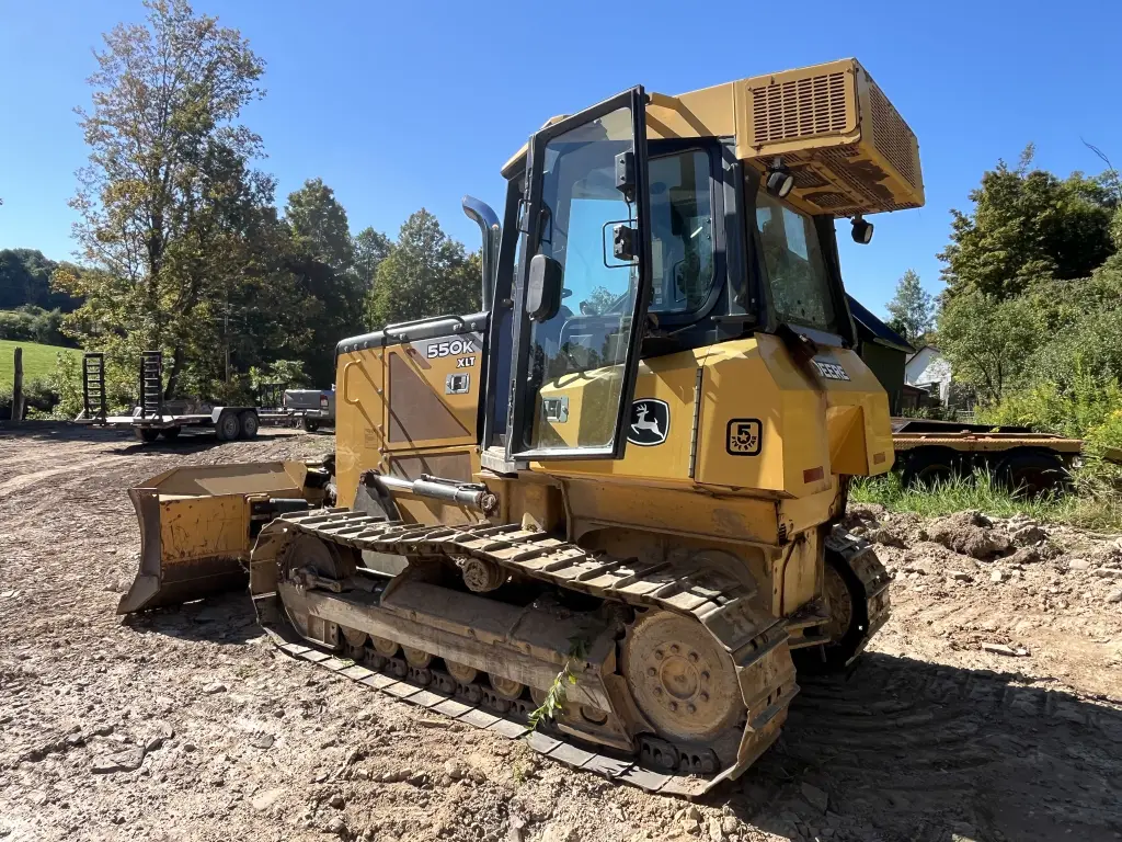 DEERE bulldozer for sale in Cairo, DEERE 550K model 2012 located in Cairo, the best site for selling trucks and heavy equipment in Egypt