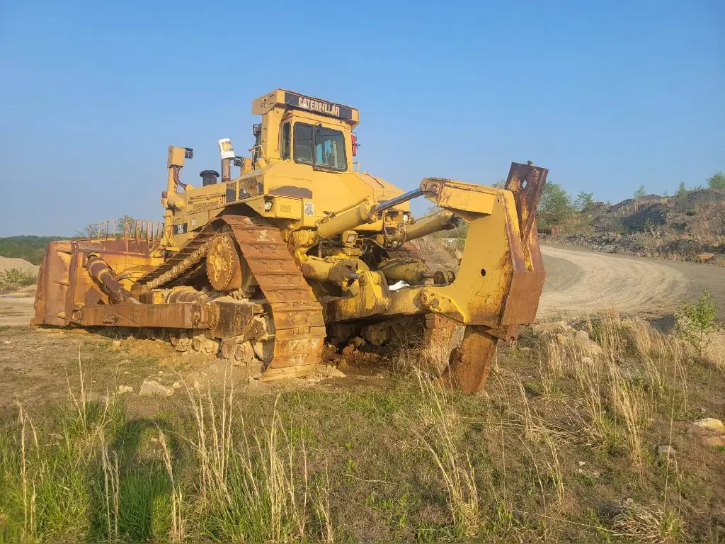 بلدوزر Caterpillar للبيع في الجيزة, Caterpillar D11Ns موديل 2019 تواجد الجيزة, أفضل موقع لبيع الشاحنات والمعدات الثقيلة في مصر
