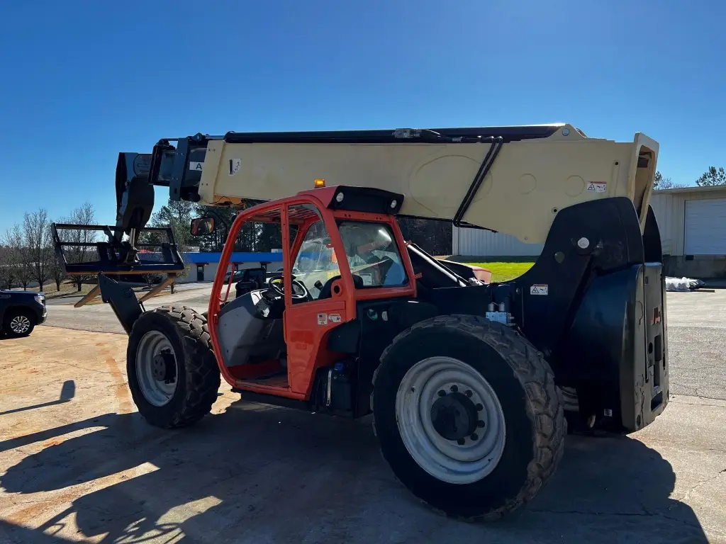 رافعة تلسكوبية JLG للبيع في القاهرة, JLG 1255s موديل 2016 تواجد القاهرة, أفضل موقع لبيع الشاحنات والمعدات الثقيلة في مصر