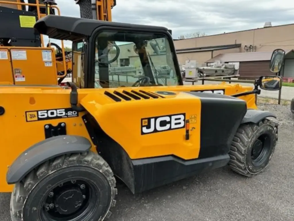 رافعة تلسكوبية JCB للبيع في القاهرة, JCB 505 موديل 2024 تواجد القاهرة, أفضل موقع لبيع الشاحنات والمعدات الثقيلة في مصر