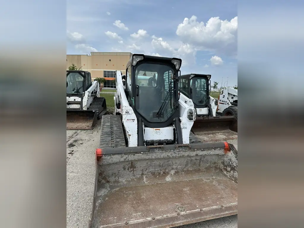 BOBCAT skid loader, Bobcat for sale in Mansoura, BOBCAT T770s model 2021 available in Mansoura, the best site for selling trucks and heavy equipment in Egypt
